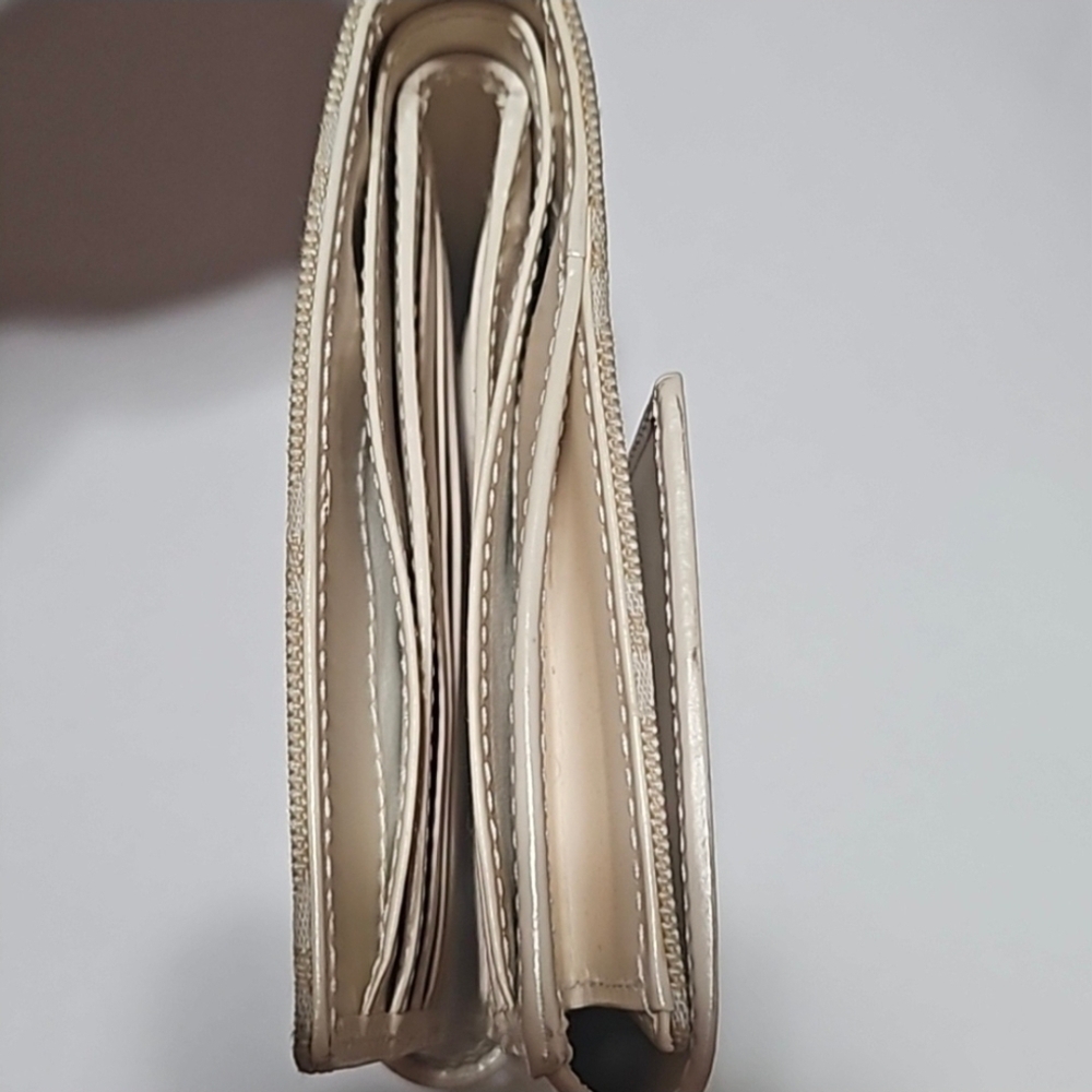 Gucci Jackie Wallet - Picture 10 of 12